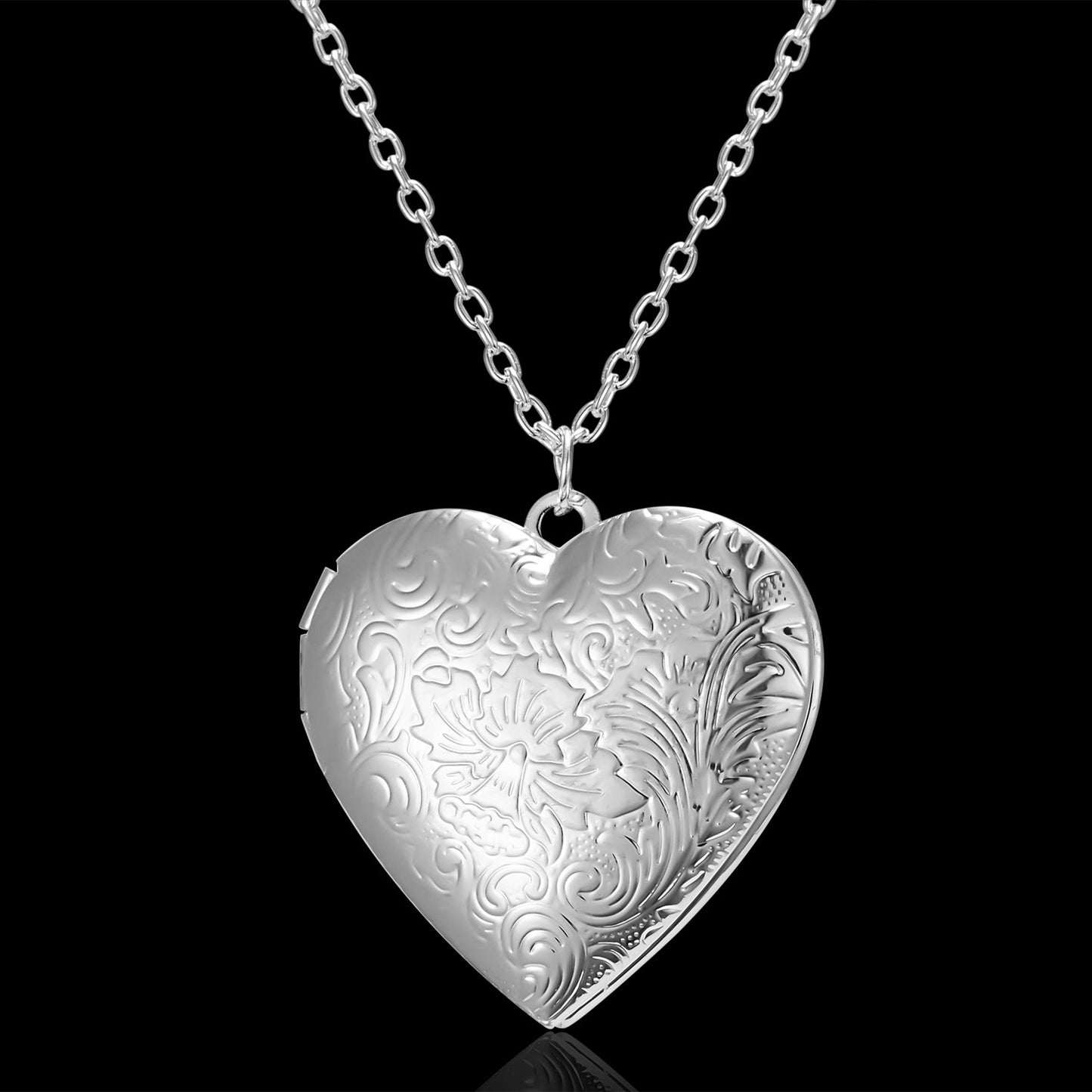 The new carved heart pendant necklace can be opened to store photos. It is a surprise gift for your girlfriend or bestie.